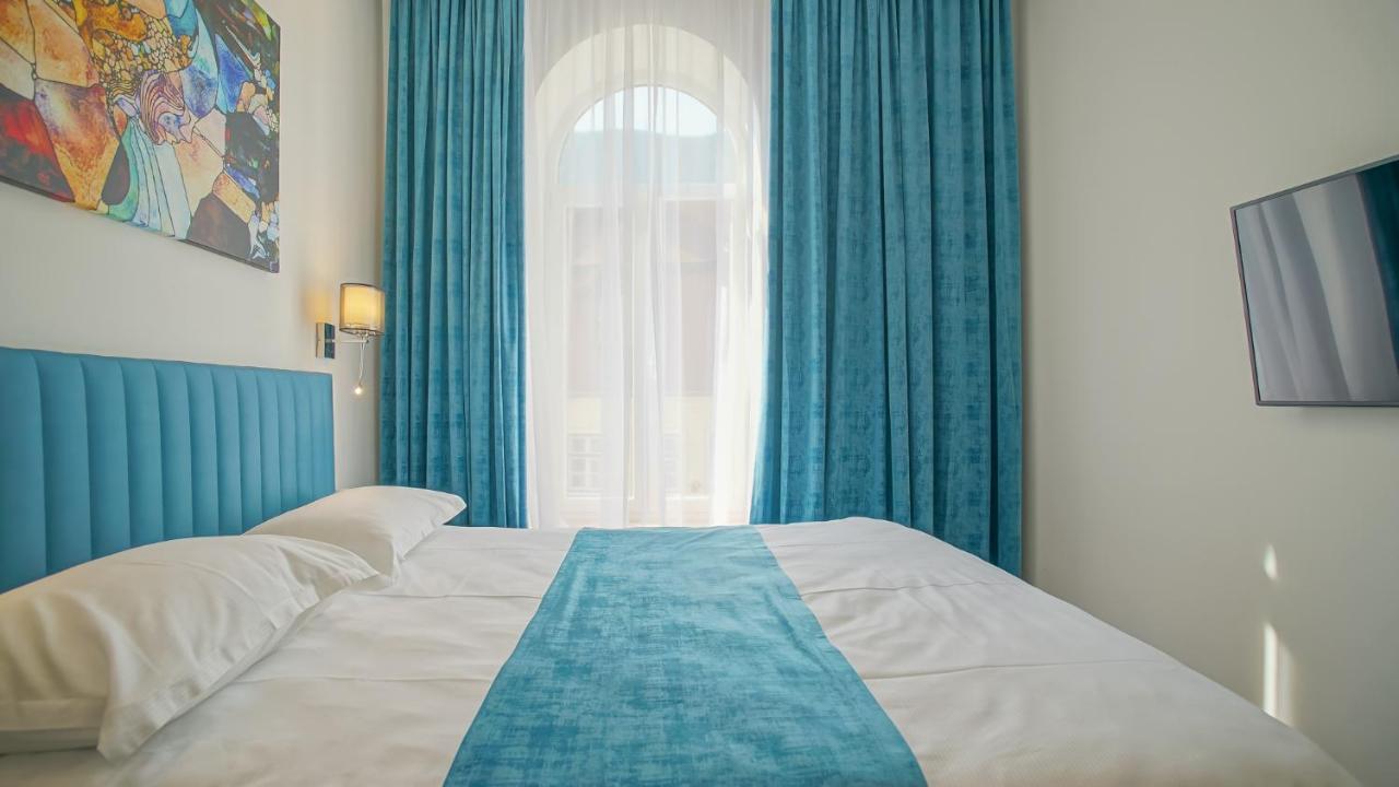 Zoom Rooms Brasov Exterior photo